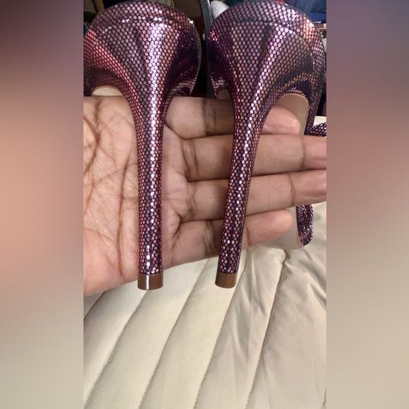 *SALE*Schutz Purple Metallic Leather Kellie Ankle Strap Sandal - Picture 8 of 8